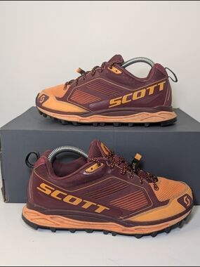 SCOTT Kinabalu Supertrac Women'SCOTT Men’s Orange & Burgundy Trail Running Shoes